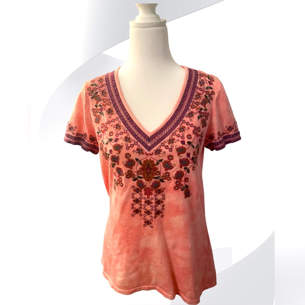 Sundance Embroidered XS V-Neck Pink Tie-dyed style Tee